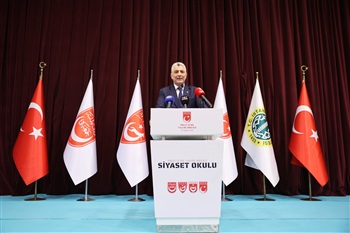 Ticaret Bakanı Ömer Bolat, "MTTB Siyaset Okulu" Konferansında Konuştu